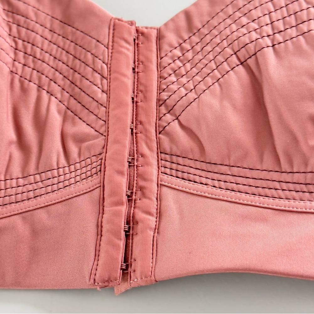 Fabletics Ines Low Impact Sports Bra Size Extra Large XL 12-14 - Picture 6 of 14